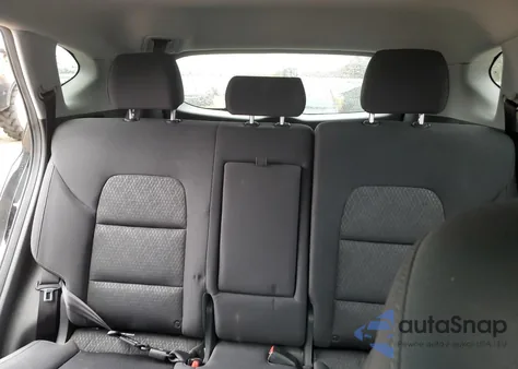 2017 Hyundai Tucson Limited z USA, uszkodzony, nr VIN KM8J33A23HU373501